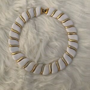 Vintage Art Deco Lucite Necklace